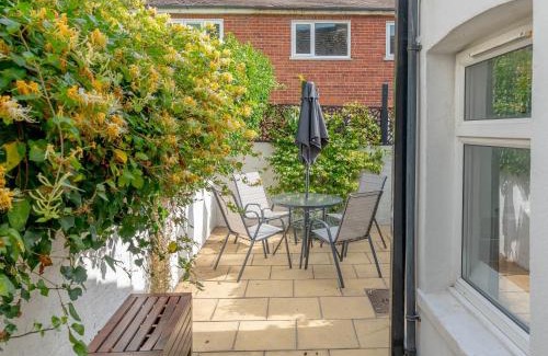 Broadstairs House | Mcenroe Cottage