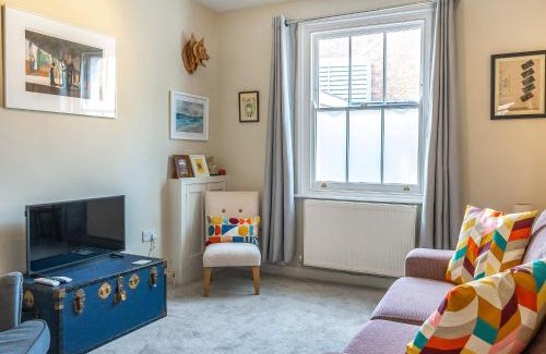 Broadstairs House | Mcenroe Cottage