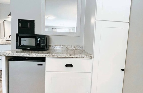Townsend Apartment | Meadow Room at The Trailblazer Unit 1