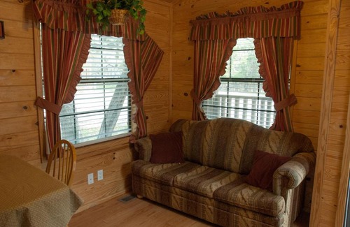 Lakehills Resort | Medina Lake Camping Resort Cabin 6