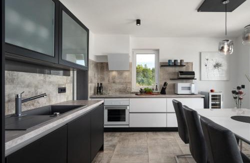 Drenje House | Mediterranean Villa Anatai with sauna & tennis court