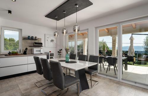 Drenje House | Mediterranean Villa Anatai with sauna & tennis court