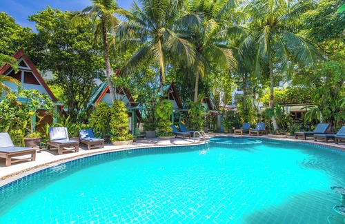 Rawai Apartment | Meet Holiday Hotel