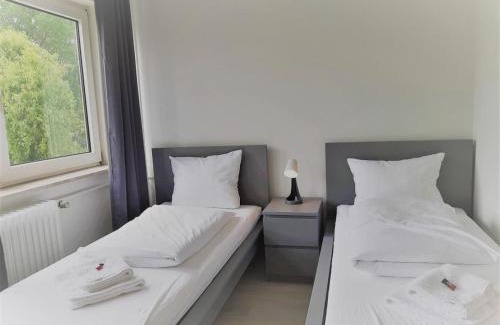 Bramfeld Apartment | Mehrbett-Apartment 4 Citynah, einfache Ausstattung