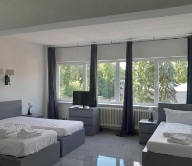 Bramfeld Apartment | Mehrbett-Apartment 5 Citynah, einfache Ausstattung