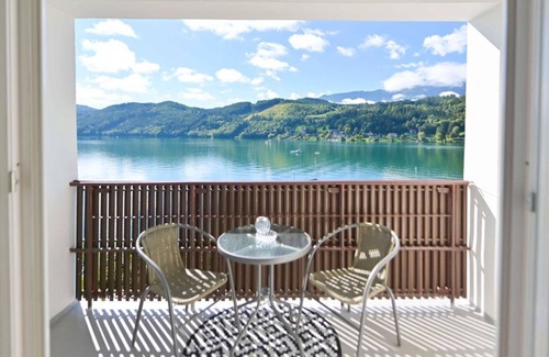 Seeboden House | Mehrbettzimmer Gartenseitig - Strandhotel Pichler