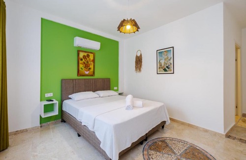 Kaleici Bed & Breakfast | Mel Town