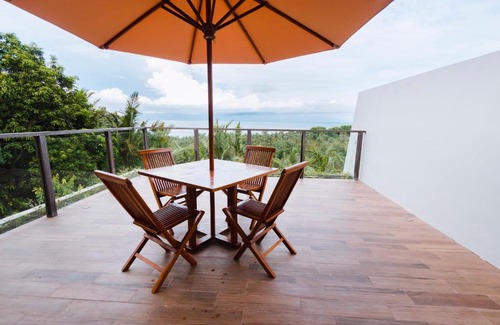 Senggigi Hotel | Melase Hill Villa