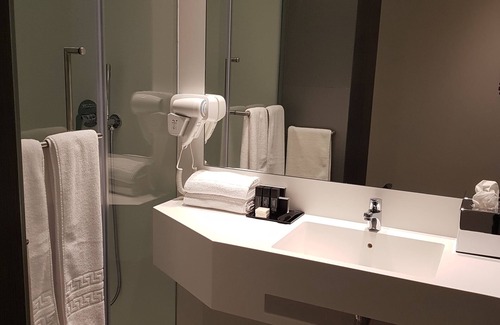 Central C Hotel | Melia Maputo Sky