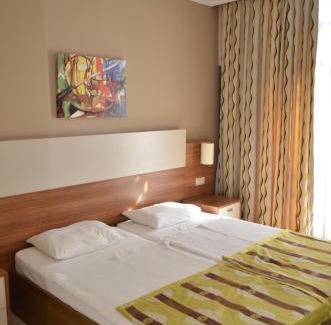 Kemer Apartment | Melissa Moment Apart