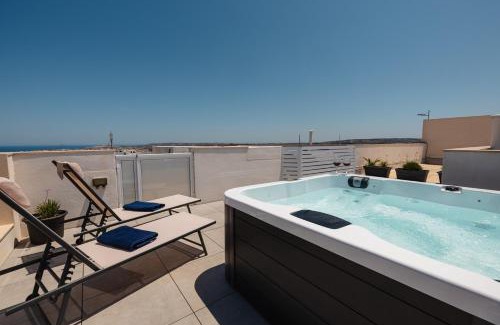 Mellieħa Heights Apartment | Mellieha Penthouse Seaviews Hot Tub By Homely