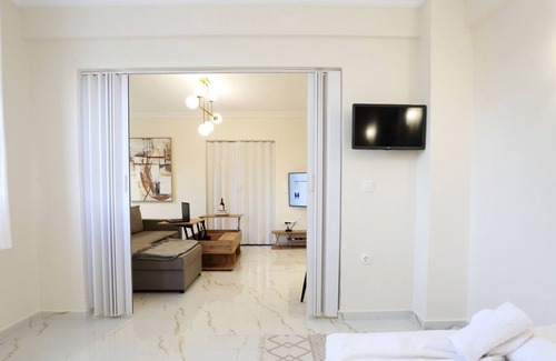 Pasalimani Apartment | MELMA PROPERTIES- ARTEMIS lower ground apartment in front of the Yacht Marina