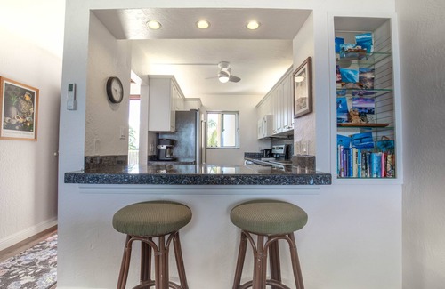 Kihei Condo | Menehune Shores 601 2 Bedroom Condo