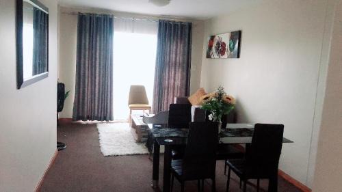 Menlyn Apartment | Menlyn Bizcation Accommodation