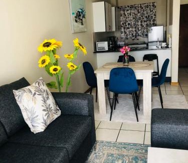 Menlyn Apartment | Menlyn Hub Accommodation