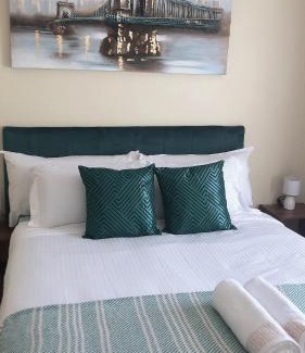 Menlyn Apartment | Menlyn Place Staycation