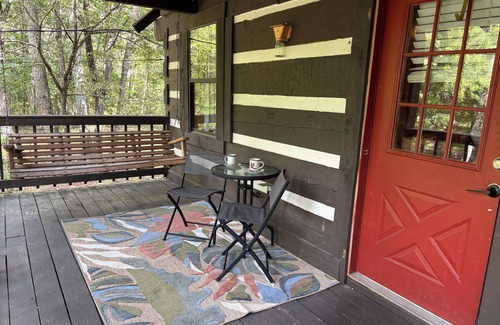 Mentone Cabin | Mentone Mountain Hideaway-Rustling Oak Cabin for Family Getaway in Nature
