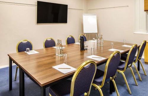 Maidstone Hotel | Mercure Maidstone Great Danes Hotel