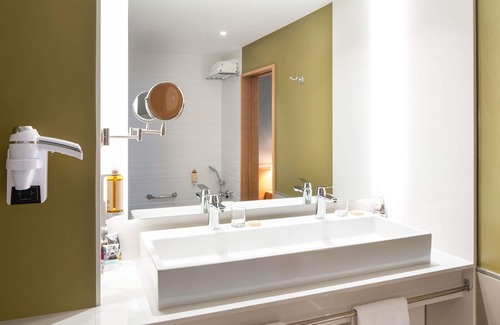 Sao Pedro da Afurada Hotel | Mercure Porto Gaia Hotel