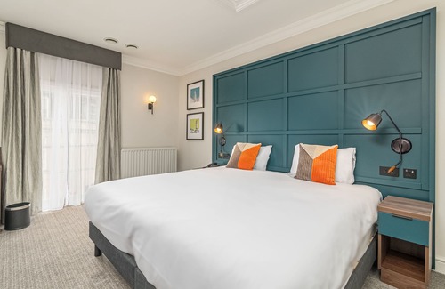 Salisbury Hotel | Mercure White Hart Hotel Salisbury and Apartments