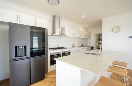 Jurien Bay House | Mermaid's Retreat: 4 BR, 2 BA House in Jurien Bay, Sleeps 8