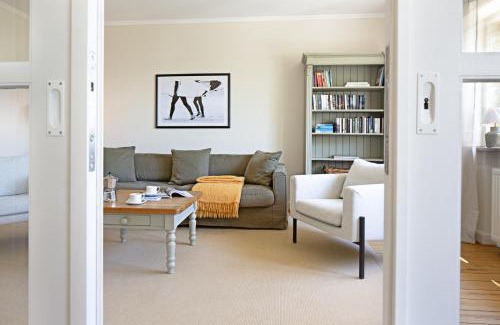 List House | Mero Huis
