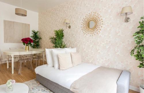 Strasbourg -Saint-Denis Apartment | Merveil - Family Suite - Marais - Martin IV