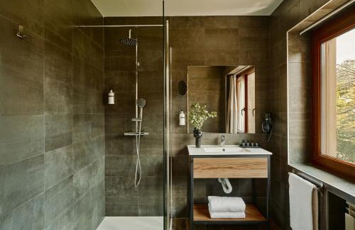 San Juan Hotel | MET Pamplona By MET HOTELS