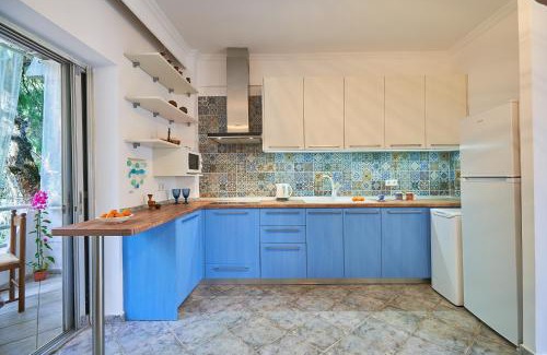 Metamorfosi Apartment | Metamorfosi pine forest view