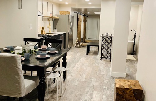Montclair House | Metro Denver Oasis !
