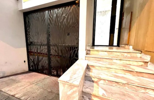 RACINE EXTENSION House | Metropolitan 06-Two Bedrooms TV 75' Cavalli Luxury