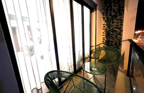 RACINE EXTENSION House | Metropolitan 06-Two Bedrooms TV 75' Cavalli Luxury