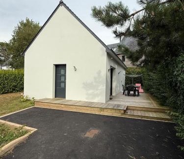 Concarneau House | Meublé de tourisme classé 3 étoiles à 50m de la plage