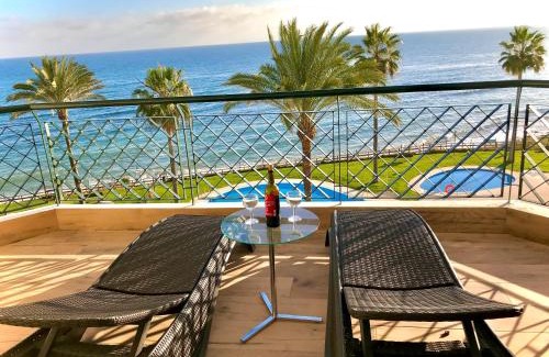 Sitio de Calahonda Apartment | MI CAPRICHO B17 Beachfront Apartment