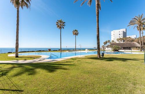 Sitio de Calahonda Apartment | Mi capricho Beachfront Apt