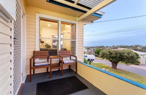 Mount Clarence House | MIA AMORE, ALBANY. COSY HOME WITH VIEWS, CENTRAL TO BEACHES AND CITY