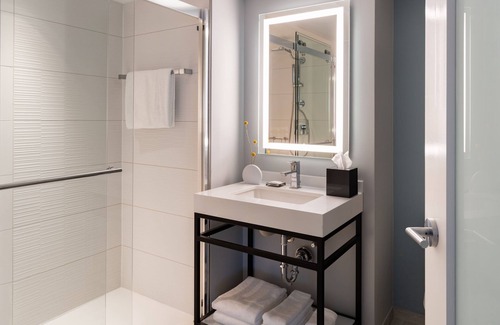 Downtown Miami Hotel | Miami Marriott Biscayne Bay