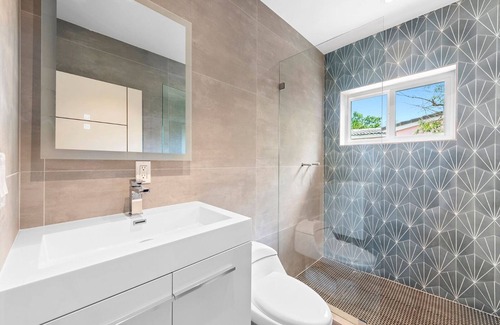 Biscayne Park House | Miami Shores -brand new villa - Pool