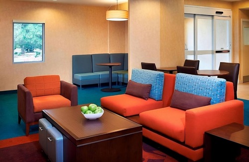 Warren Hotel | Michigan Retreat, Free Breakfast! Proximity to Troy Historic Village!