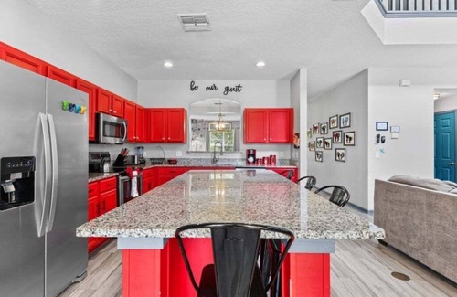 West Kissimmee Villa | Mickey's Island Escape - 6 Bedroom w/Pool Slide 6 Villa