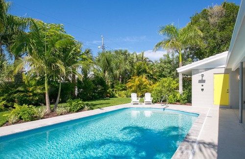 Golden Beach House | Midcentury Modern With Pool