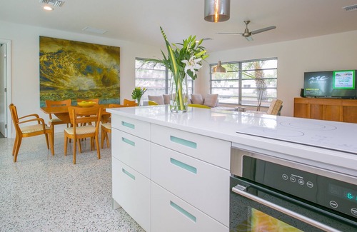 Golden Beach House | Midcentury Modern With Pool