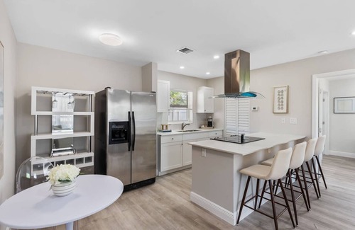 Coral Ridge Apartment | Middle River 1 bedroom Suites Unit #1