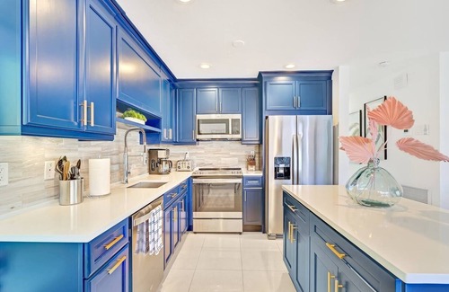 Coral Shores House | MidMod -BoHo Glam! Managed by BNR Vacation Rentals