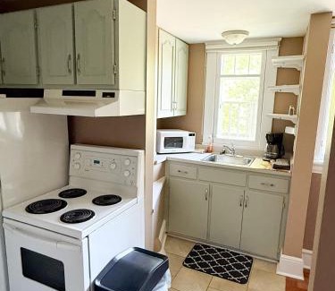 Waterford Valley Apartment | Midstream Manor Unit 6, Studio
