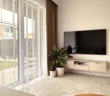 Tajecina Apartment | Mieszkanie z ogródkiem Rzeszów