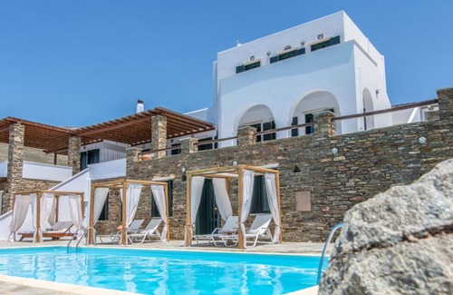 Exomvourgo Villa | Miléia Villa Tinos | Villa in Tinos Island