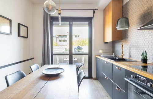 Precotto Apartment | Milan Apartment Infinite Dreams: 1 min subway MM1