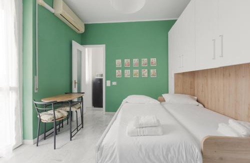 Dergano Apartment | Milano Dergano Balcony Apartment