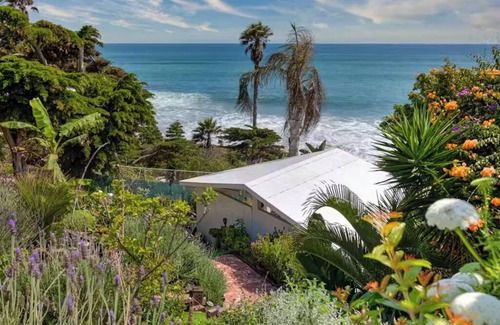 Malibu House | Miles Davis Oceanfront Retreat